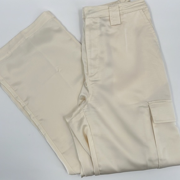 Love Tree Cream Ivory Satin Cargo Pants High Waist Relaxed Fit Pockets Silky Sm - Picture 8 of 11